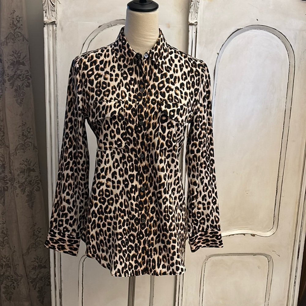 Equipment 100% silk animal print blouse